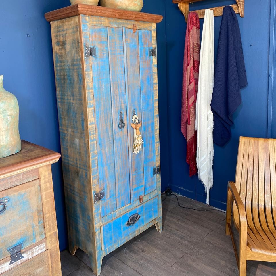 Armário de Madeira de Demolição com 2 portas e 1 Gaveta