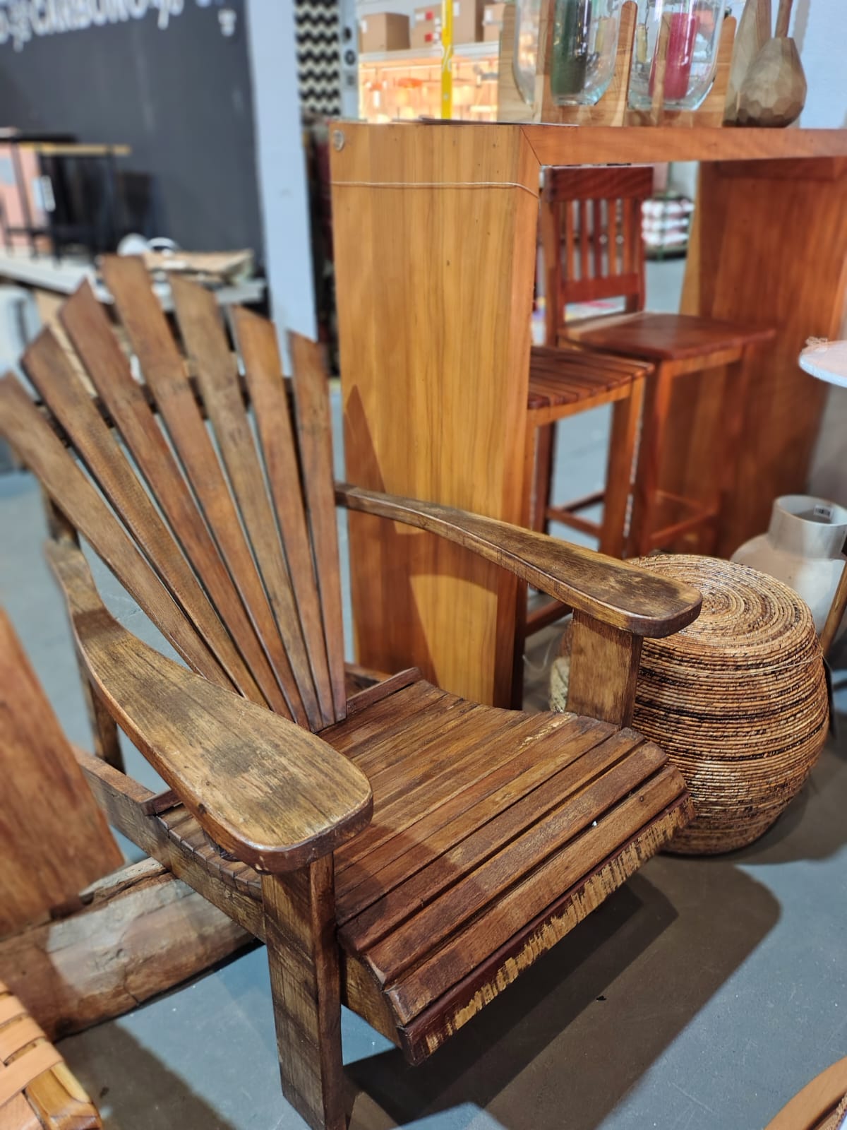 Cadeira Pavão Peroba